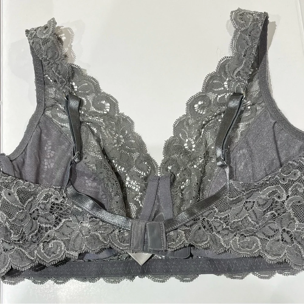 NWOT HANRO Grey Lace Bralette 34D, Soft Cup, Luxury Lingerie, Wireless Support - Picture 2 of 6